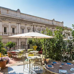Otel Salotto Monti
